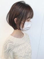 ステア ケース(stair case)&nbsp;大人かわいいハイライトカラーショートボブ耳かけショート