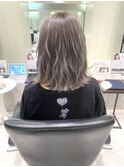 ミルクティーアッシュミディ