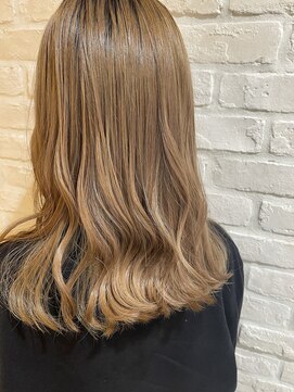 ネオリーブ チッタ 阿佐ヶ谷店(Neolive citta) くすみオリーブ(コユキ)