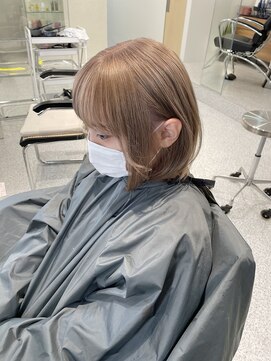 ローウェ 渋谷(Louwe) まろやかベージュ