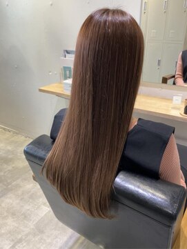 リタ(rita.) 林　直人　艶髪　ナチュラルベージュ×イルミナカラー