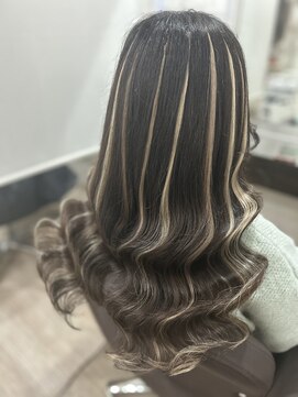 グランディールヘアデザイン(grandir hairdesign) エクステで2色メッシュ！-Yurika-