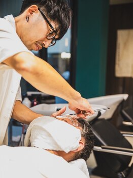 カーウォッシュバーバー(CARWASH BARBER)の写真/・ハンサムなメンズカット ・いいムードのいいバーバー ・フェード/シェービング/パーマ ・阿波座/本町