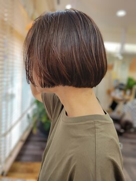 ブライト(bright) 丸みボブ