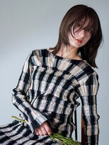 ファルファラ(farfara)&nbsp;【farfara】レイヤーカット/ウルフ/顔まわりカット/ブラウン