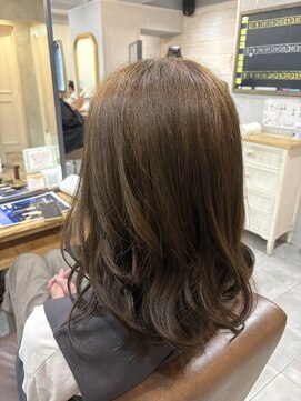 シアン 立川店(Shian) オリーブベージュ