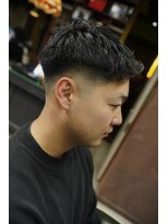 フォーコーナーズカットショップスリーセント 栄(FourCornersCutShop 3/cent)&nbsp;フェードショート