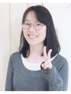 ヘアールーム フージンイーウー(hair room Foojng ewoo) 切りっぱなしボブ♪