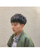 コニ(Coni)&nbsp;ツーブロック×ショート