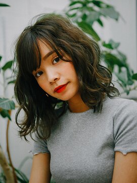 フローラビューティーヘアー(Flora Beauty Hair) 大人かわいいヴェールウェーブ/20代/30代/40代/50代/岡山/表町