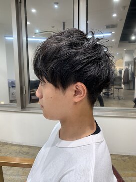 グランルッソ 岡山イオン前(GRAN LUSSO) 校則〇 刈り上げマッシュ