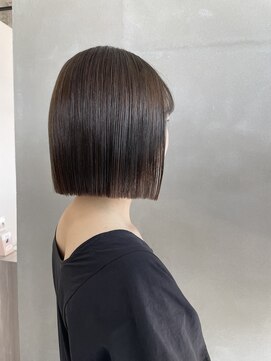 フェアリーテール 高坂店 切りっぱなしミニボブ