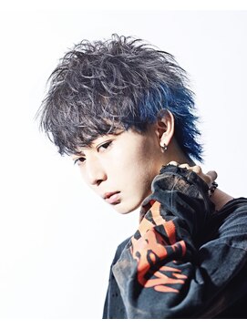 オーシャントーキョーウエスト 心斎橋 (OCEAN TOKYO WEST) ハイライトミルクティーベージュツーブロックメンズショート