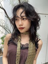 ノラギンザユー(NORA GINZA/U)&nbsp;前髪パーマニュアンスパーマセンターパート癖毛レイヤーカット