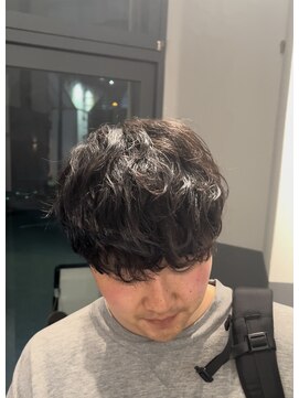 ノイセル 西本町(Noisyle) 韓国風メンズマッシュシャドウパーマテテ風パーマ