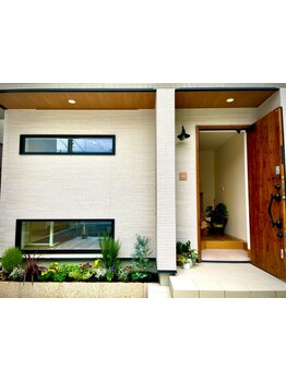 【1席 のみ】お客様1人1人がリラックスできる完全貸し切りのプライベート空間サロン★