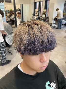 オーシャントーキョー 原宿(OCEAN TOKYO) ハイライトミルクティーベージュツーブロックメンズマッシュ