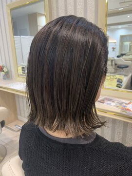 アッシュ 仙川店(Ash) メンズライク刈り上げボブ刈り上げショート耳かけ切りっぱなし