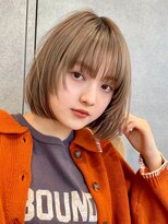 イメチェン/ホワイトブロンド/外ハネボブ/ワイドバング/表参道