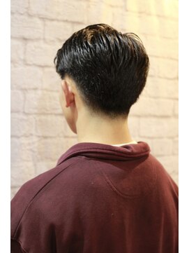 銀座マツナガ 新宿野村ビル店 【新宿/理容室/バーバー】テーパーフェード