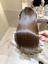 エレノア 四条烏丸店(Eleanor)&nbsp;【山地】うねりがなくても美髪矯正がおすすめな理由