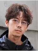 渋谷メンズパーマルーズパーマシャドウパーマセンターパート緩め