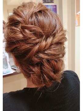カーサ 祇園四条店(CASA) ツイスト編み込みアップ