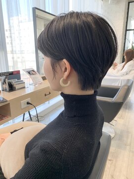 アーロン(aaron) 【サロンワーク】大人のマニッシュショート。