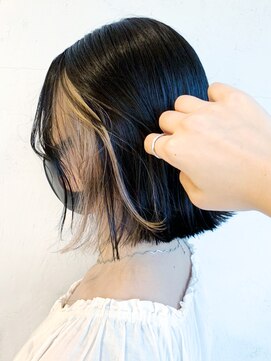 アイティー バイ アルバム 浦和店(IT by ALBUM) インナーカラー_オリーブカラーハイライトカラー_ba305851