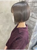 ボブ + グレージュカラー