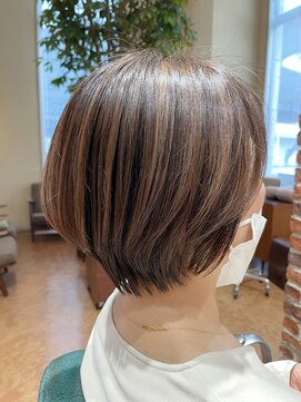 チップタップ 町田店(tip top) ショートボブ