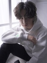 デューヘアー(due hair) MEN'S HAIR 　フェザーパーマ　ブルーブラック　サーフカール