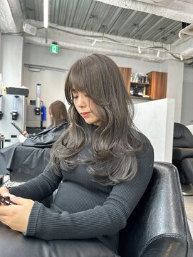 アット(at...) レイヤースタイル　グレージュ