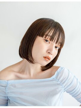 ココ 鷹匠(COCO) ワイドバング、ボブスタイル