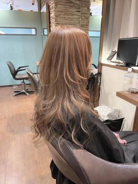 ブランシスヘアー(Bulansis Hair) ロングウルフ