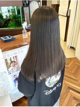 ルシア(LUCIA) ダークアッシュ／暗髪／艶髪