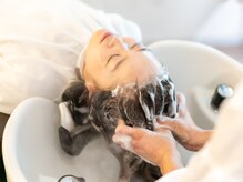 カミソメヤイロドリ(髪染やIRO-D-ORI)の雰囲気（全メニュー3種類から選べるヘッドスパ付 CARE PROでさらに艶髪へ）