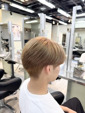 タヤ 自由が丘店(TAYA) ミルクティーベージュ