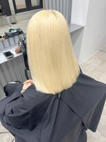 キオクエコ(KIOX eko) ケアブリーチ/リタッチ/レイヤーカット/ハイトーン/髪質改善