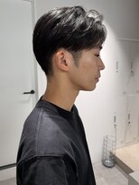 トリッカ シブヤ(TRICCA SHIBUYA)&nbsp;メンズ 刈り上げ 毛流れパーマ センターパート ツーブロック