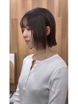 ぱつっとbob×顔まわりレイヤー 