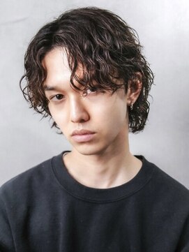 フィフス トウキョウ (fifth TOKYO) 渋谷ツイストスパイラルパーマメンズカットメンズミディアムボブ