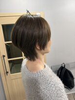 カミエ(kamie) *ウルフショート/アッシュブラウン/赤み消しカラー/仁井亮