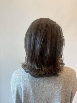 プラザサロン 辰巳台店 40代50代透明感ミディボブ