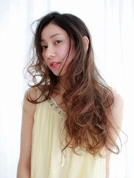 タヒエ(tahie) tahie…*抜け感ルーズウェーブ*