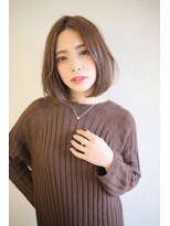 エルサフィロ キタハマ(el zafiro kitahama)&nbsp;【el  zafiro  kitahama】センター分けツヤ髪ミディボブ