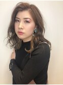 外国人風かきあげバング×ハイライトカラー