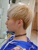 ヘアードットコム&nbsp;ハイトーンショート