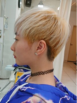 ヘアードットコム ハイトーンショート