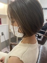 マシェリ バイ ハセ(ma cherie by HASE) 大人ハイライトボブ/カーキグレージュ